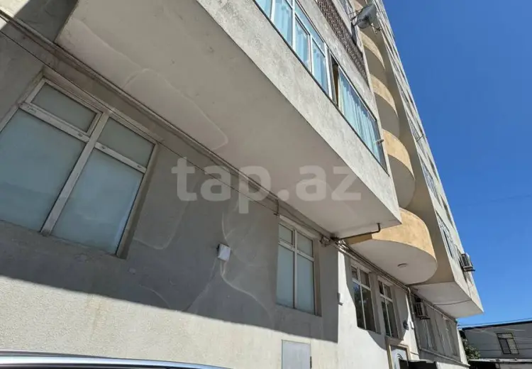 3 otaqlı mənzil , Bakı