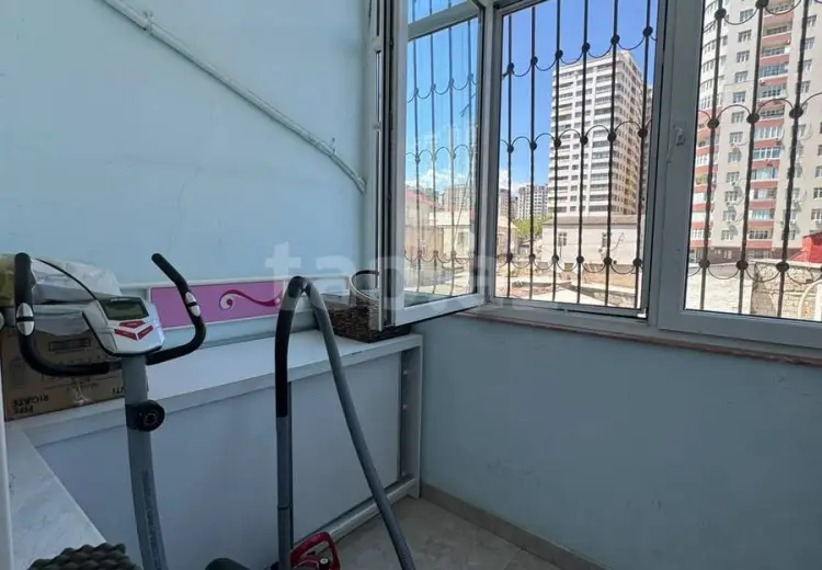 3 otaqlı mənzil , Bakı
