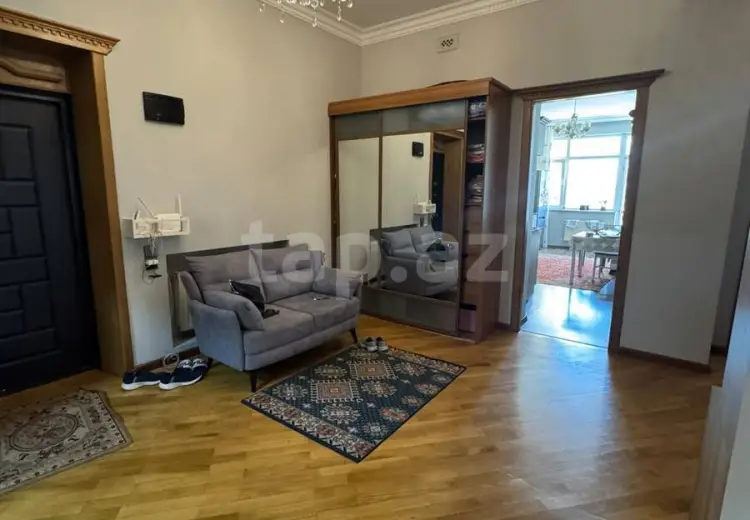 3 otaqlı mənzil , Bakı