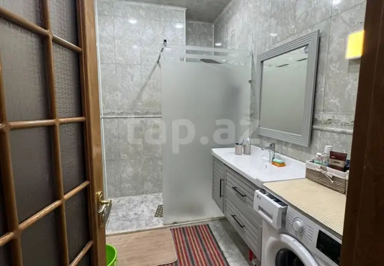 3 otaqlı mənzil , Bakı