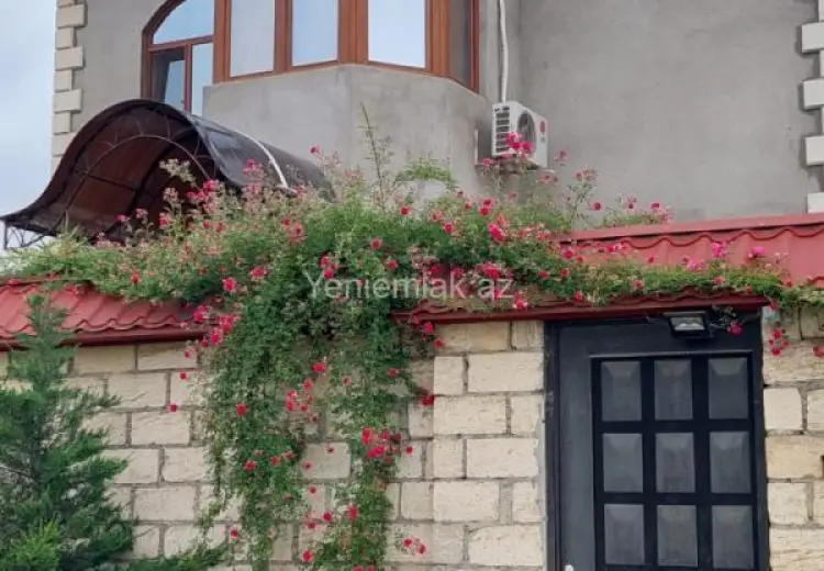 7 otaqlı mənzil Satılır, Quba