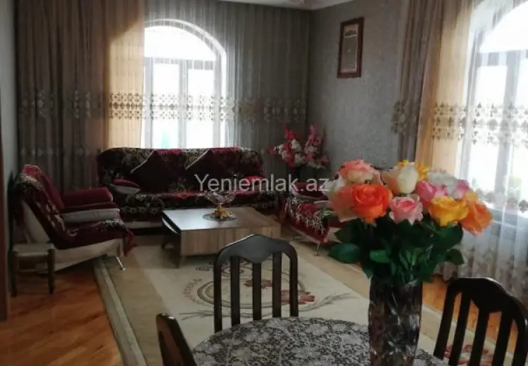 7 otaqlı mənzil Satılır, Quba