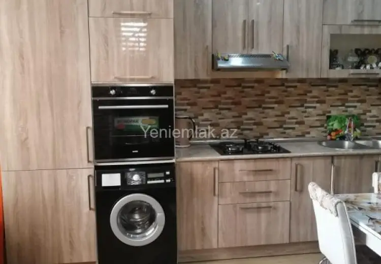 7 otaqlı mənzil Satılır, Quba