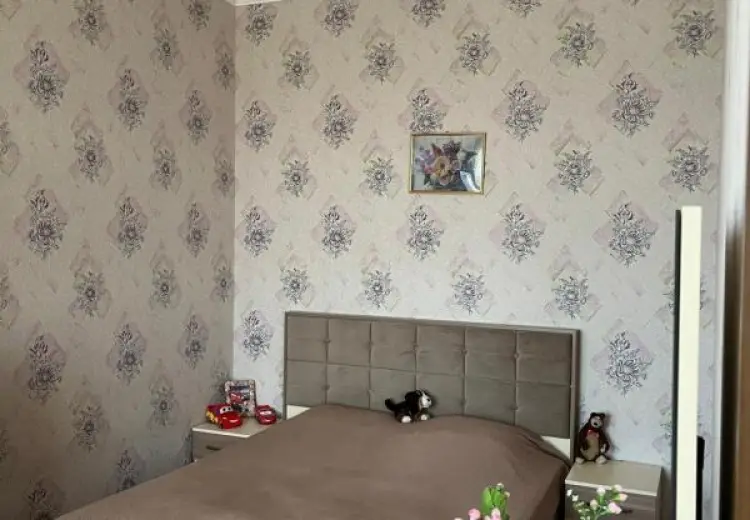 7 otaqlı mənzil Satılır, Quba