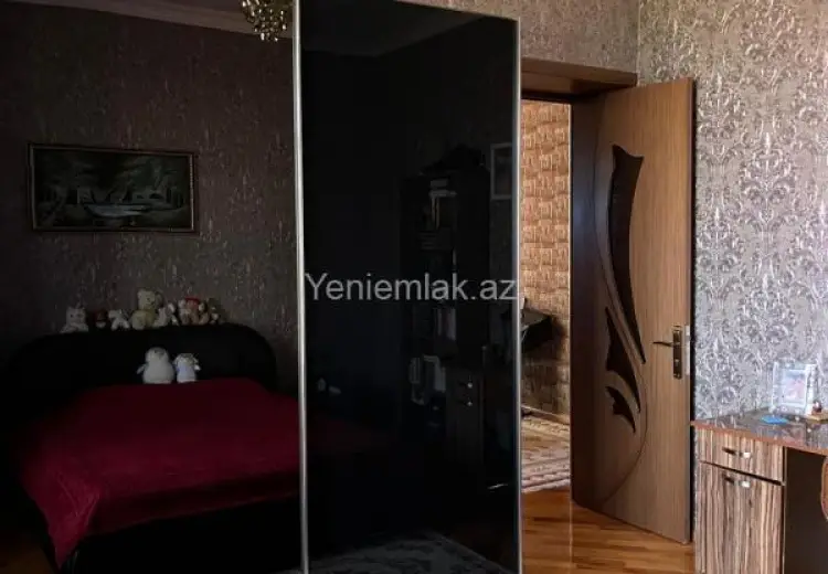 7 otaqlı mənzil Satılır, Quba