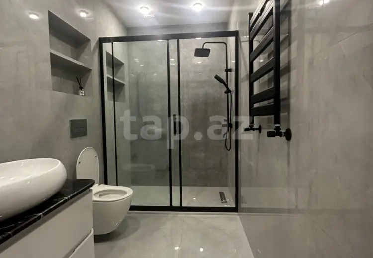 3 otaqlı mənzil , Bakı