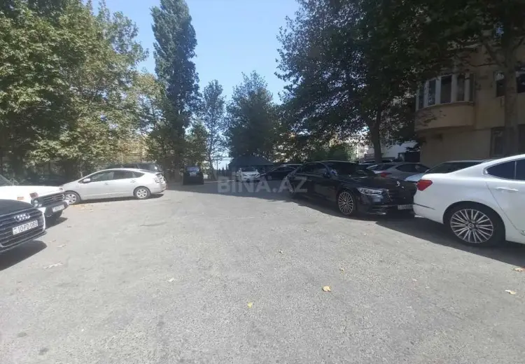 18 sot Torpaq Satılır, Yasamal, Bakı