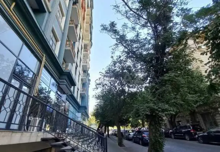 100 m² Obyekt / Ofis Satılır, Nəsimi, Bakı