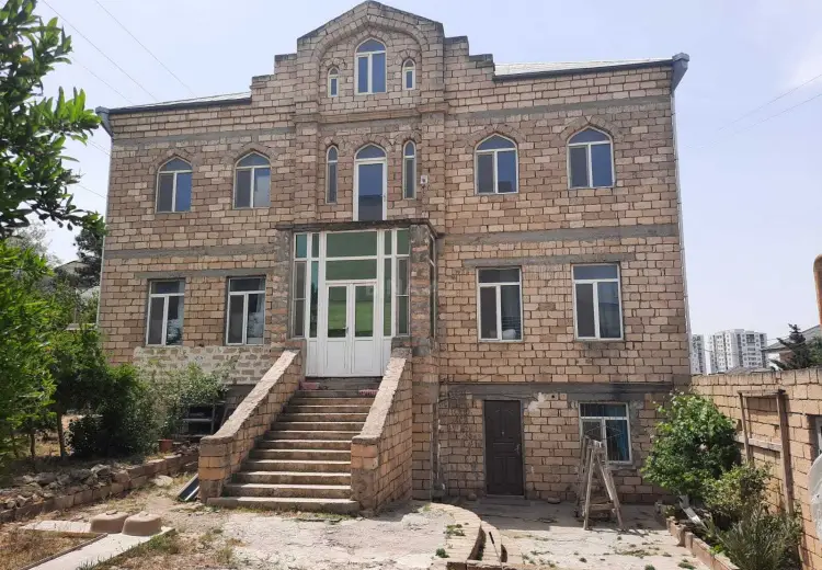 6 otaqlı mənzil Satılır, Badamdar qəs., Səbail, Bakı