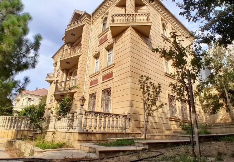 6 otaqlı mənzil Satılır, Badamdar qəs., Səbail, Bakı
