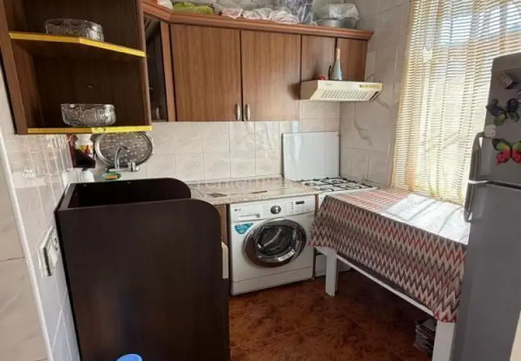 3 otaqlı mənzil Satılır, 4-cü mikrorayon, Nəsimi, Bakı