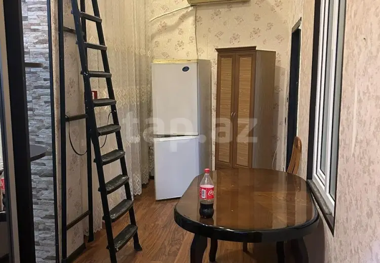 3 otaqlı mənzil , Bakı