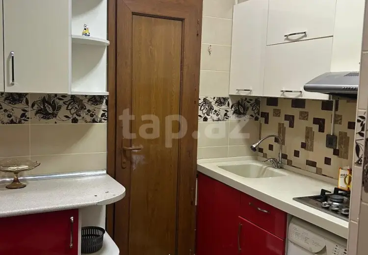 3 otaqlı mənzil , Bakı
