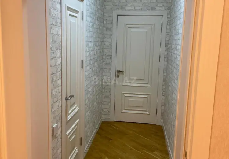 4 otaqlı mənzil Satılır, Xətai, Bakı