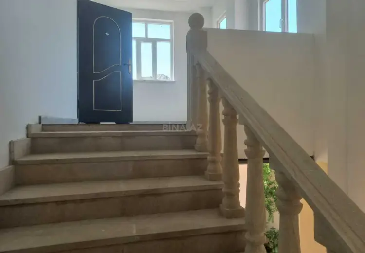 6 otaqlı mənzil Satılır, Xırdalan
