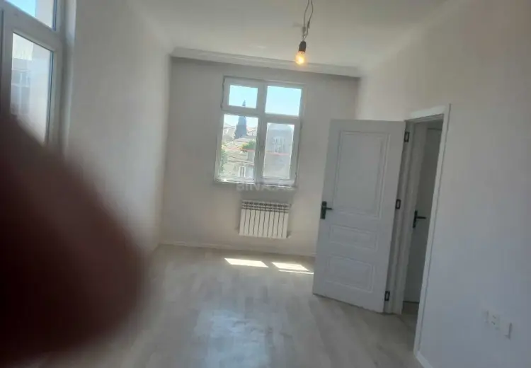 6 otaqlı mənzil Satılır, Xırdalan