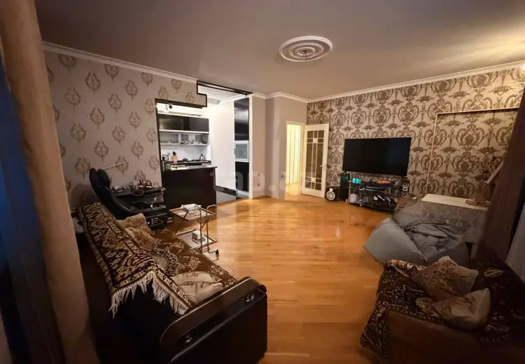 3 otaqlı mənzil , Bakı