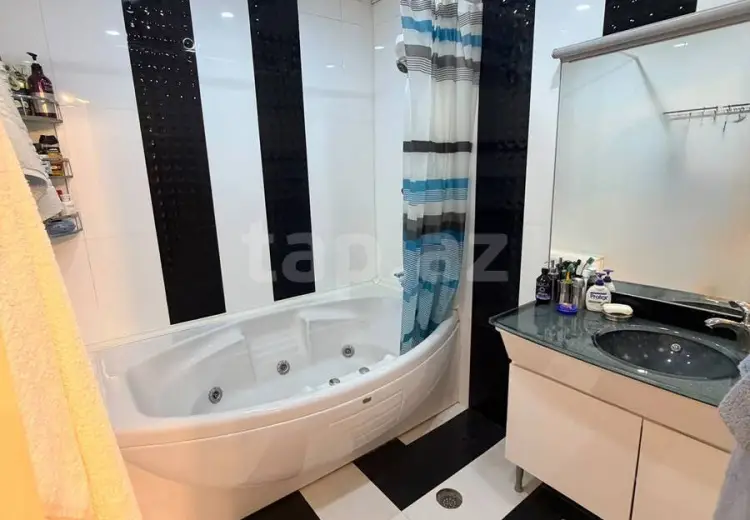 3 otaqlı mənzil , Bakı
