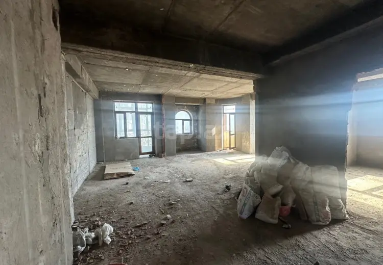 3 otaqlı mənzil , Bakı