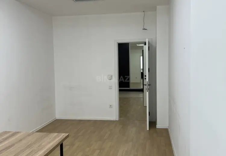 4 otaqlı mənzil Satılır, Səbail, Bakı