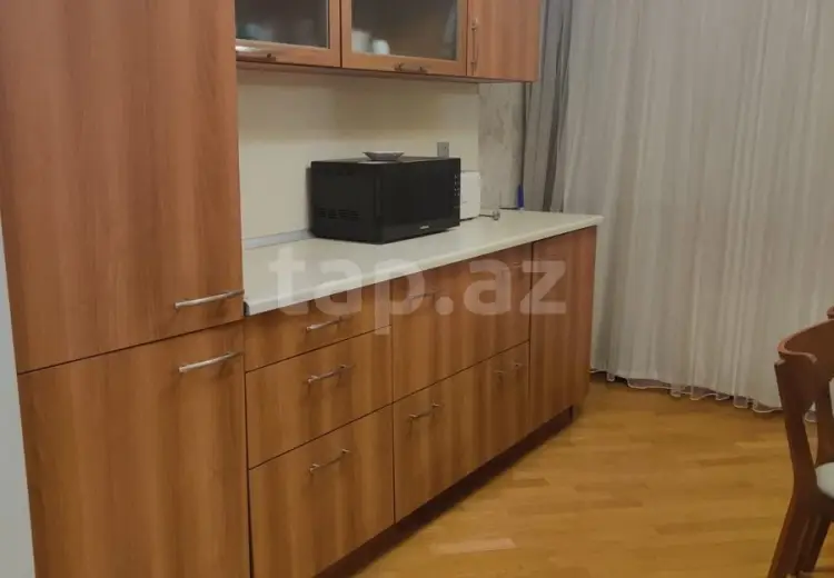 3 otaqlı mənzil Kirayə (aylıq), Bakı
