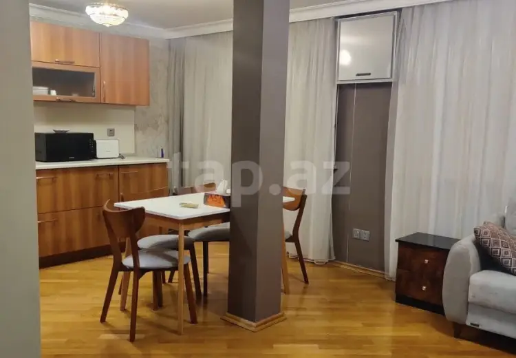 3 otaqlı mənzil Kirayə (aylıq), Bakı