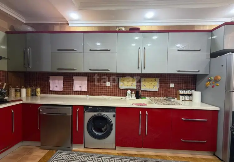 3 otaqlı mənzil , Bakı