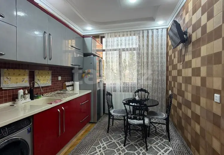 3 otaqlı mənzil , Bakı