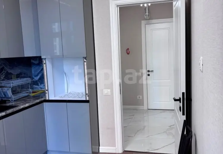 3 otaqlı mənzil Kirayə (aylıq), Bakı