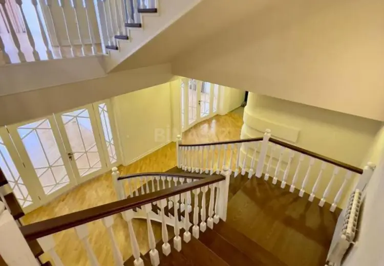 6 otaqlı mənzil Satılır, Badamdar qəs., Səbail, Bakı
