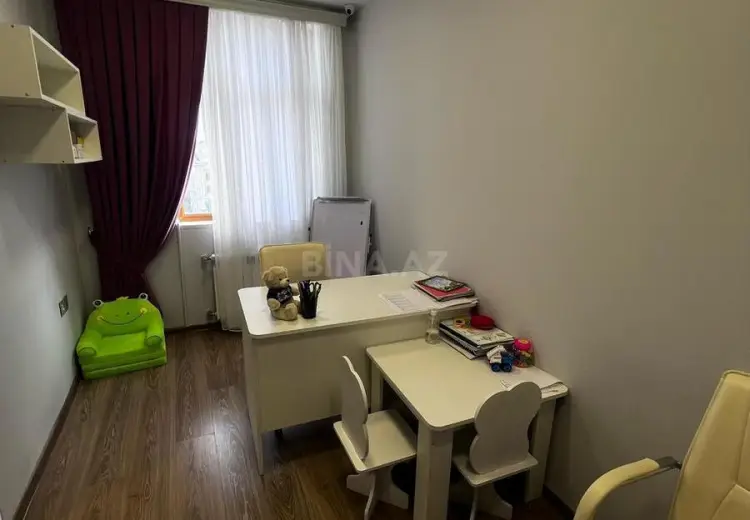 1200 m² Obyekt / Ofis Satılır, Binəqədi, Bakı