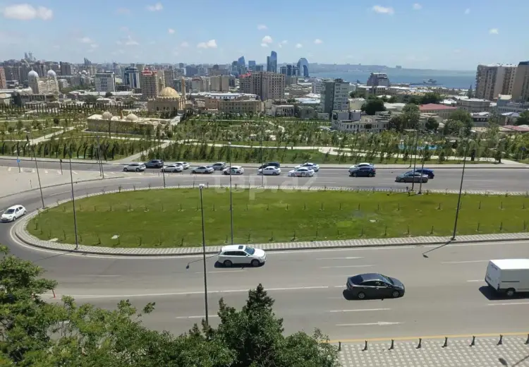 3 otaqlı mənzil , Bakı
