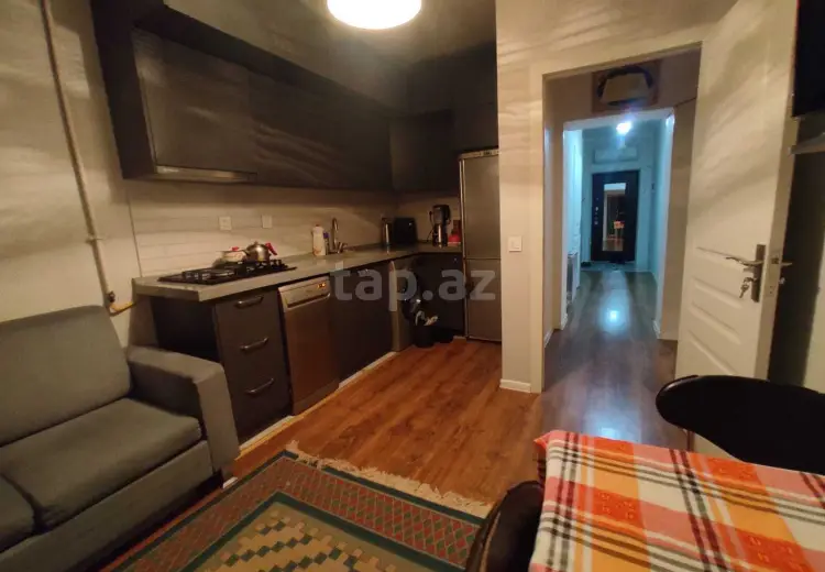 3 otaqlı mənzil , Bakı
