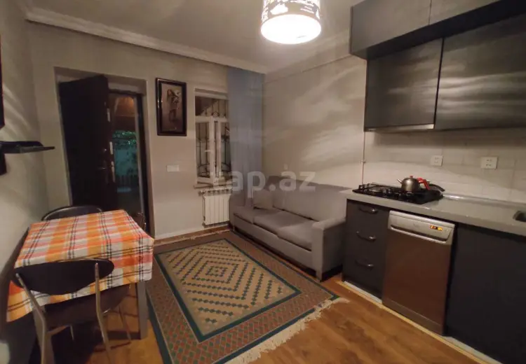 3 otaqlı mənzil , Bakı