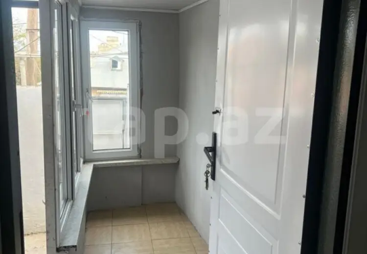 3 otaqlı mənzil , Səbail, Bakı