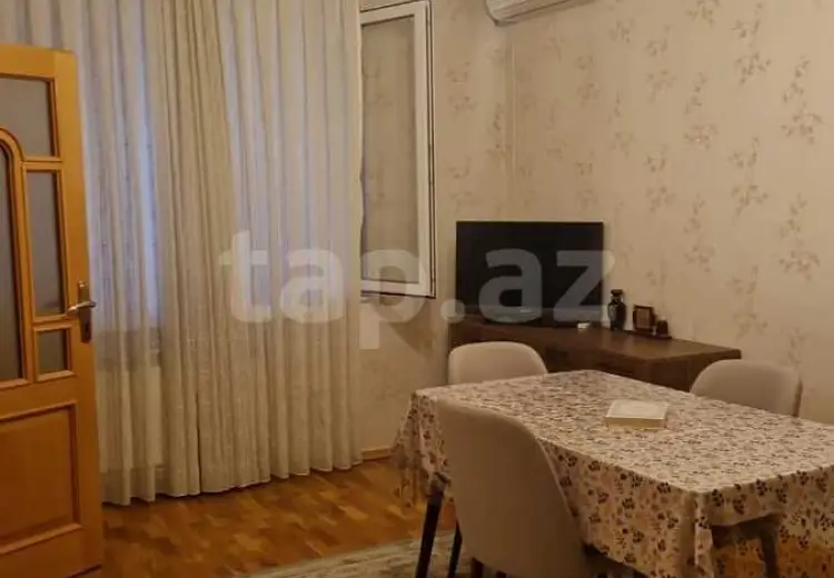 3 otaqlı mənzil , Bakı