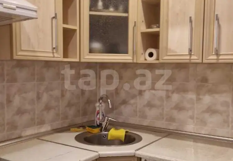 3 otaqlı mənzil , Bakı