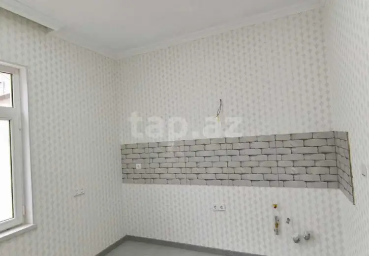 3 otaqlı mənzil , Bakı