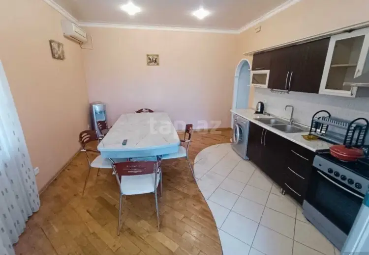 3 otaqlı mənzil , Bakı