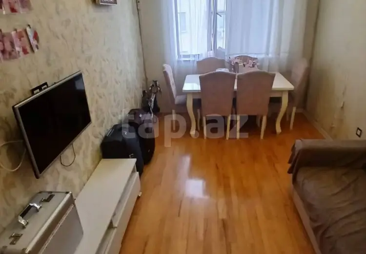3 otaqlı mənzil , Bakı