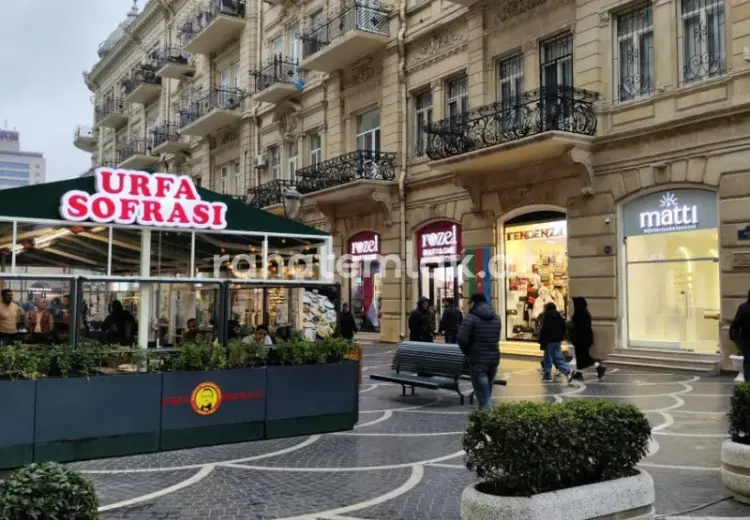 70 m² Obyekt / Ofis Kirayə (aylıq), Səbail, Bakı
