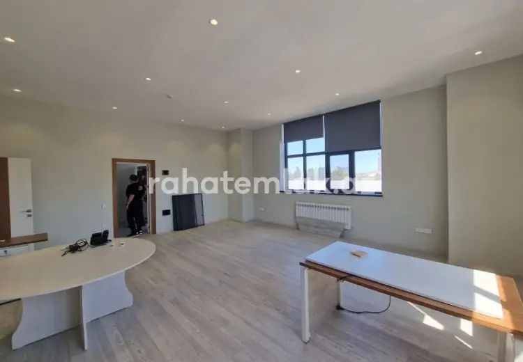 180 m² Obyekt / Ofis Kirayə (aylıq), Nərimanov, Bakı