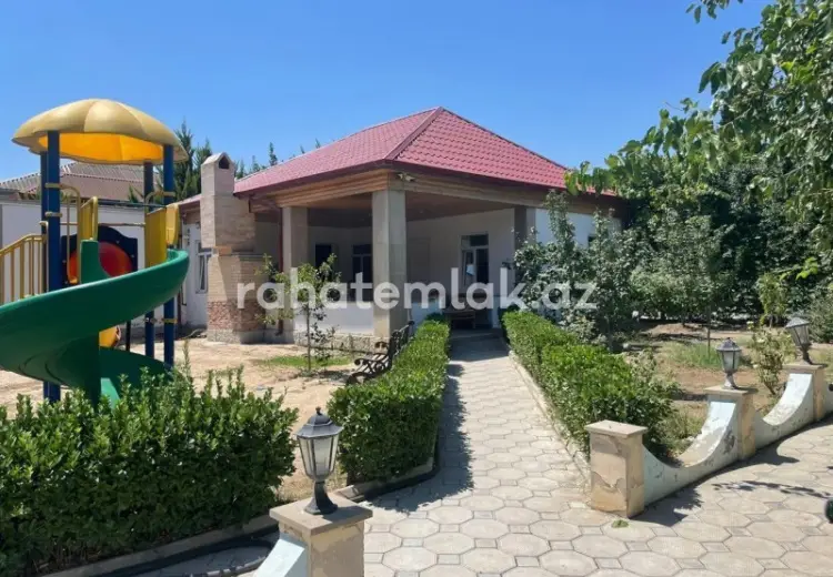 4 otaqlı mənzil Satılır, Bakı