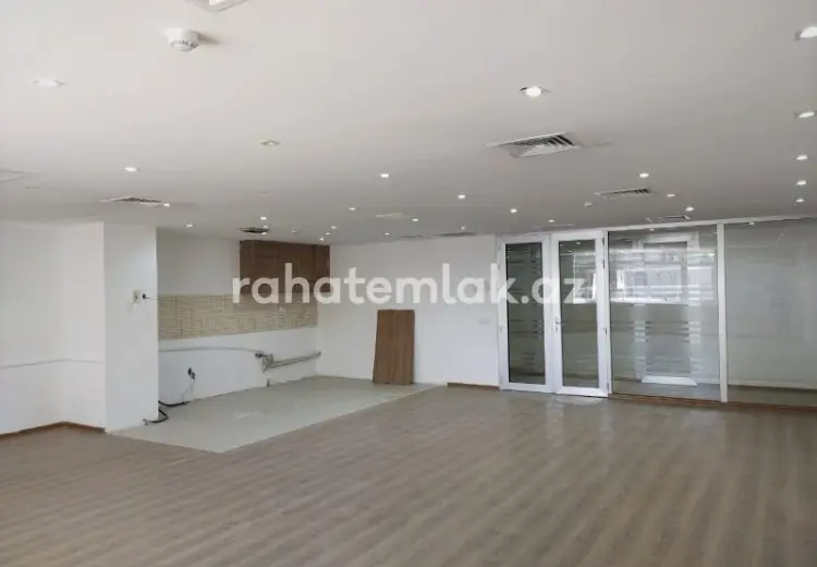 550 m² Obyekt / Ofis Kirayə (aylıq), Nəsimi, Bakı
