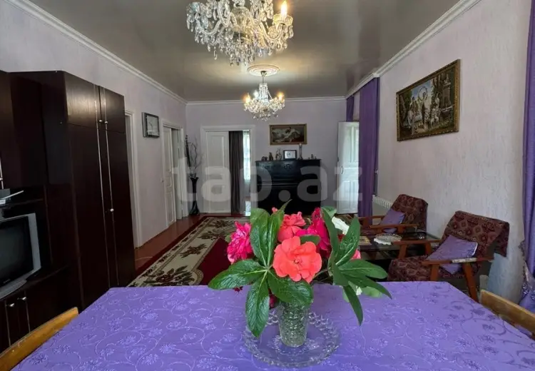 3 otaqlı mənzil , Qusar