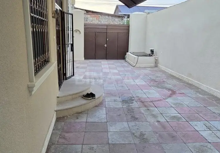 3 otaqlı mənzil Satılır, Gəncə