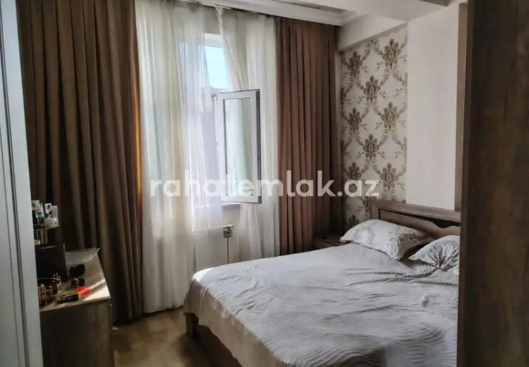 3 otaqlı mənzil Satılır, Xırdalan