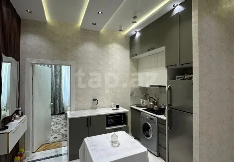 3 otaqlı mənzil , Bakı