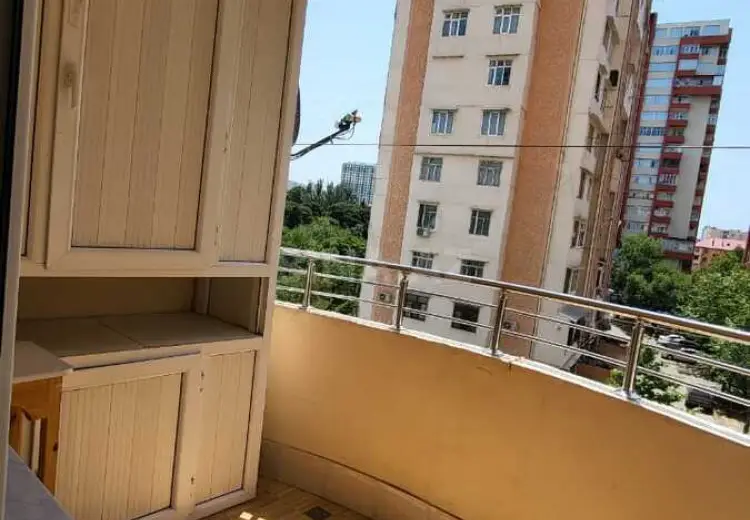 2 otaqlı mənzil Satılır, 8-ci kilometr, Nizami, Bakı