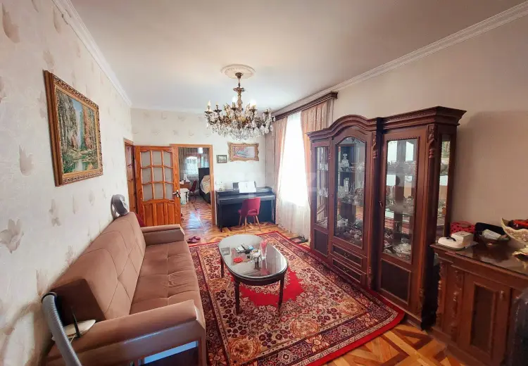 3 otaqlı mənzil , Bakı